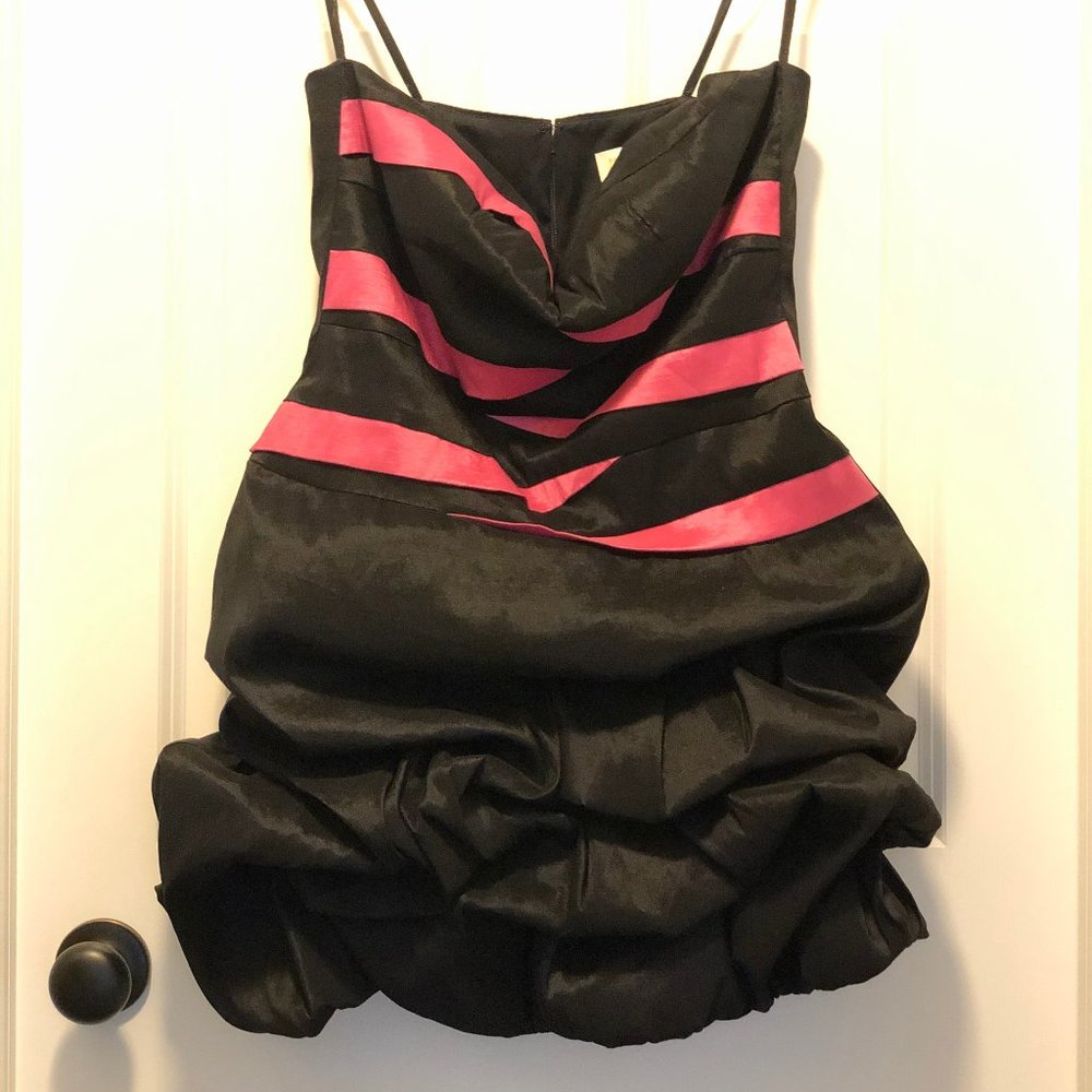 Homecoming / Party Dress - Picture 1 of 3